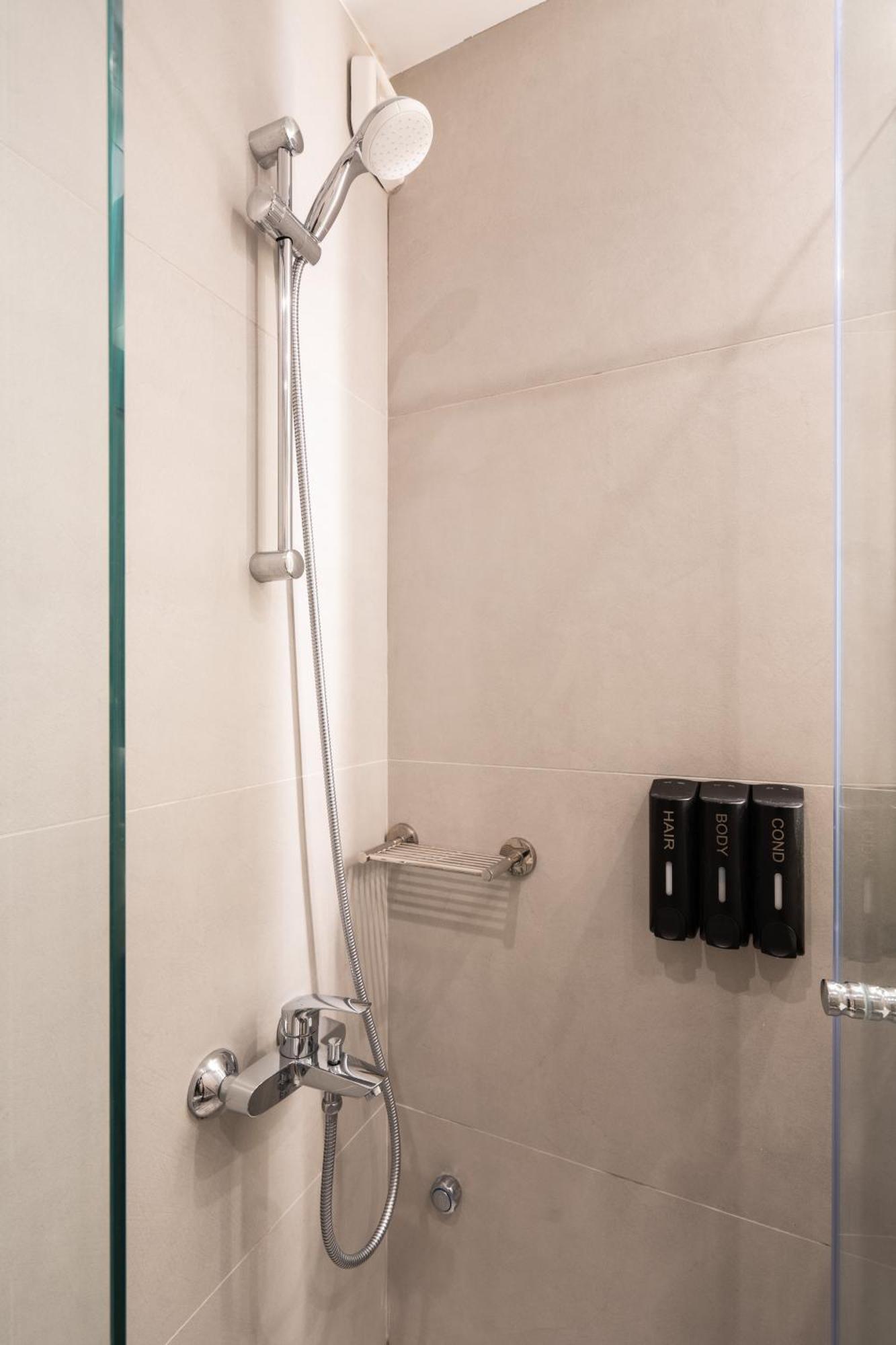 Bright, Cosy Studio Close To Glyfada Beach & Center أثينا المظهر الخارجي الصورة